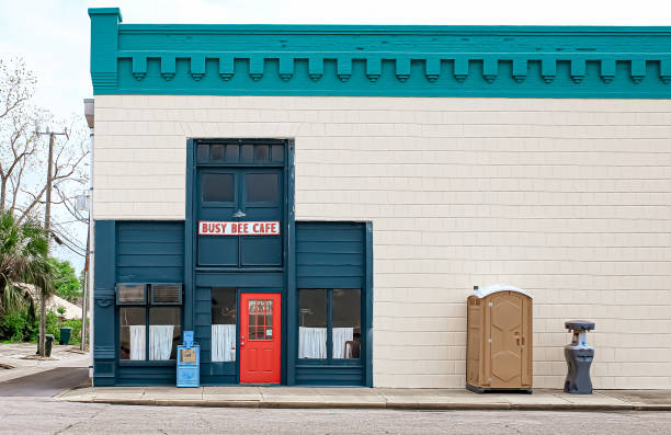 Best Portable toilet rental cost  in Henning, TN